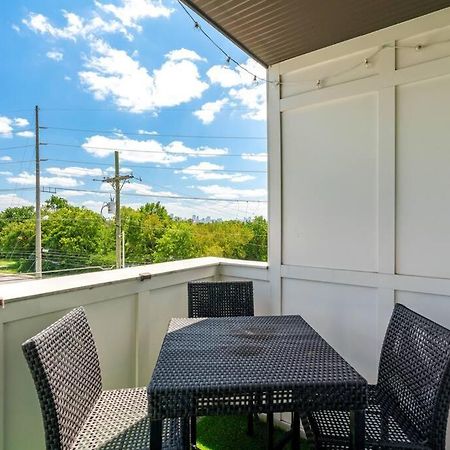 King Bed, Balcony, Covered Patio & Firepit! 8 Minutes From Broadway Nashville Bagian luar foto
