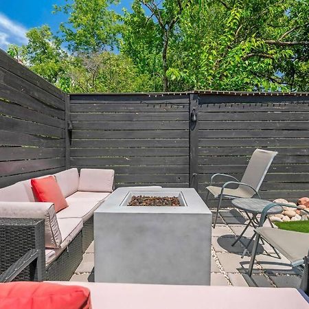 King Bed, Balcony, Covered Patio & Firepit! 8 Minutes From Broadway Nashville Bagian luar foto